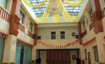 Yangbajing Lantian Hot Spring Hotel