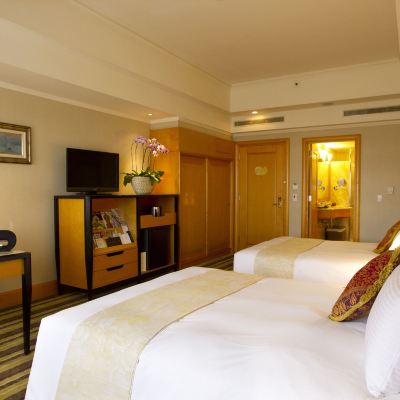 溫馨客房四人房 高雄麗尊飯店優惠