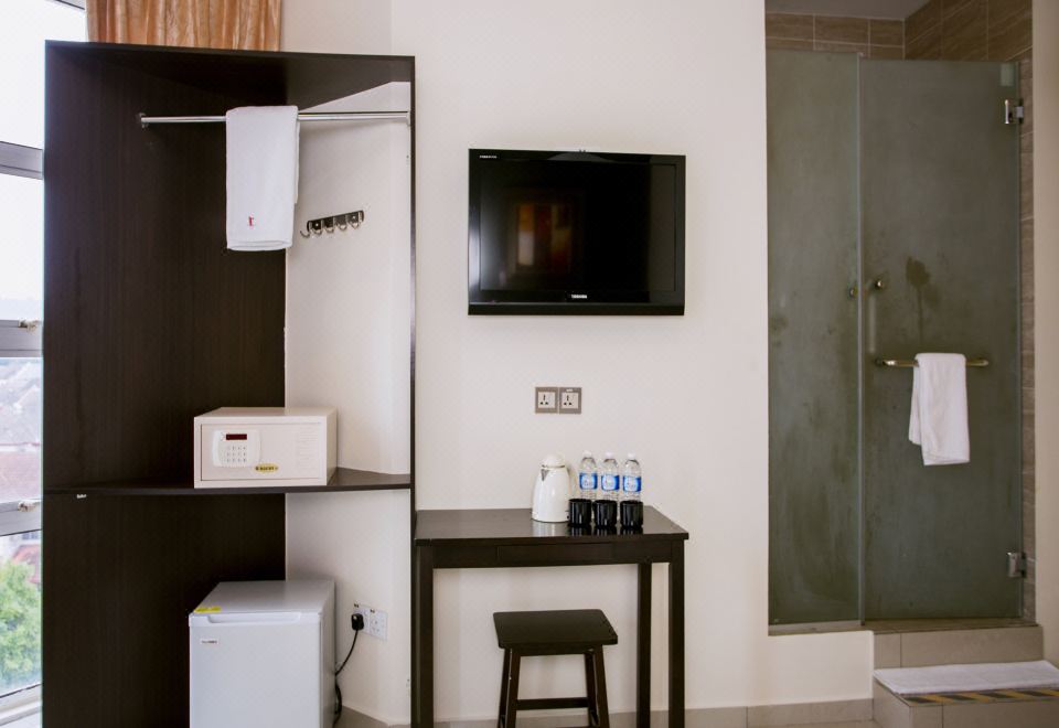 One Avenue HotelSuperior Double Room