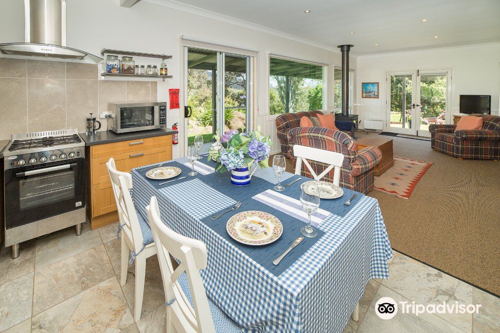 The Bryn at Tilba Cottage