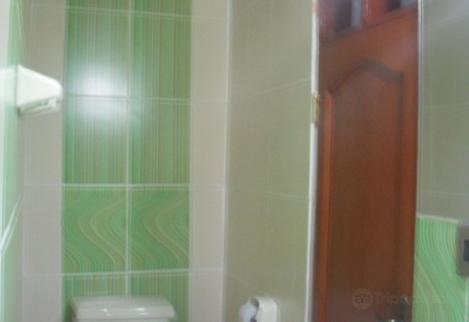 双人房（带独立浴室）