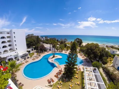 Hotel Sol Azur Beach Hôtels à : 