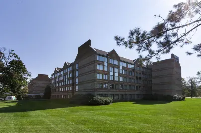 Embassy Suites by Hilton Philadelphia Valley Forge Hotels in 
