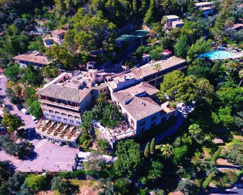 Es Moli Hotels in Deia