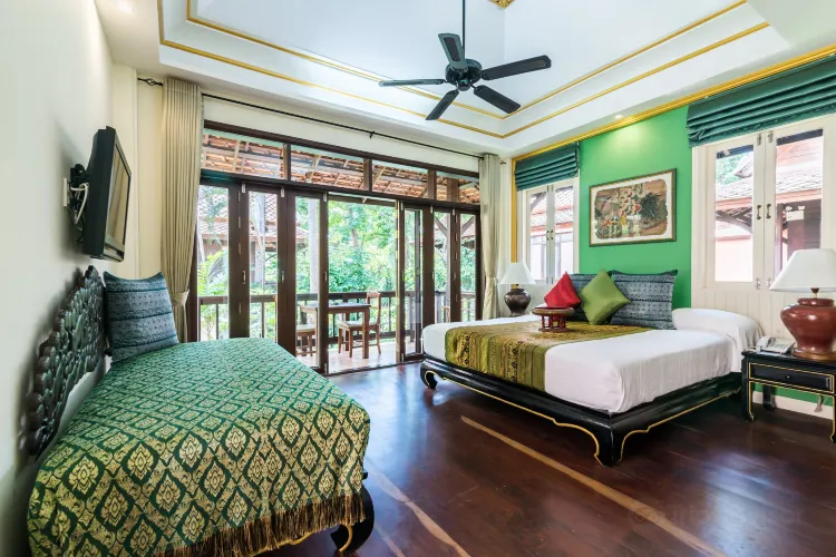 Gold Forest-upstairs Room With Forest View