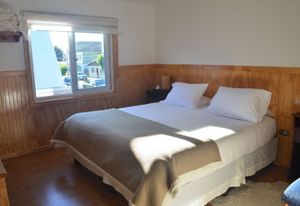 Hostal Andes Patagonicos Triple Room